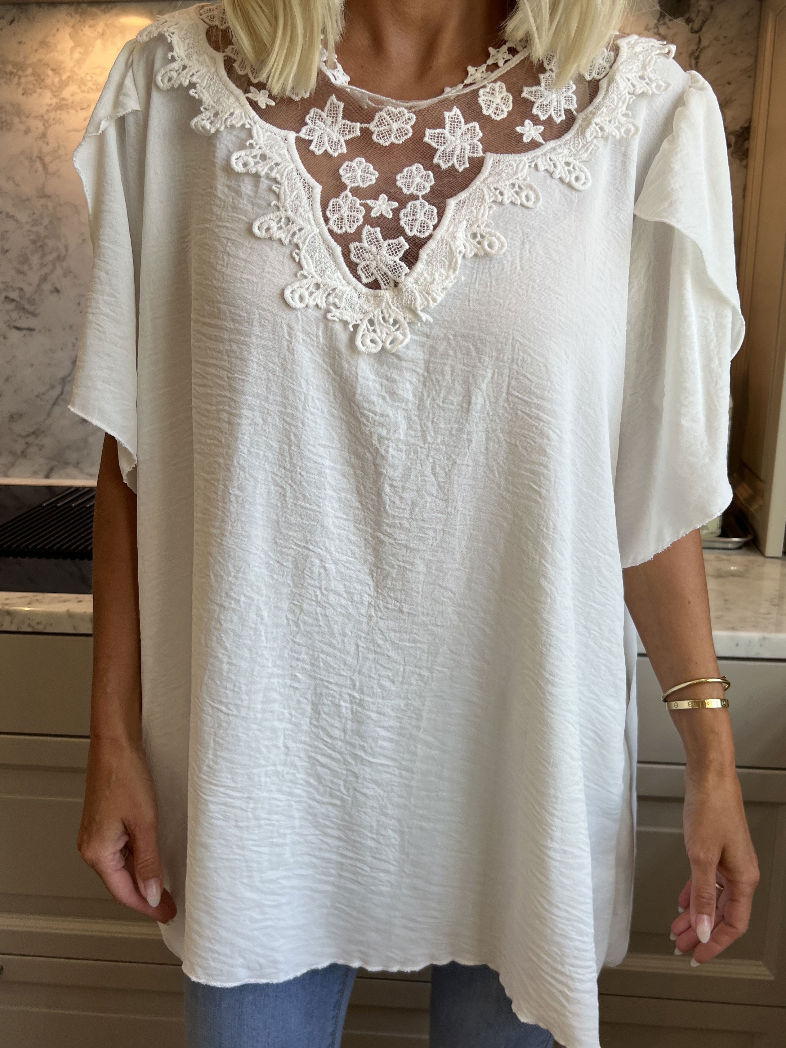 Malle - Söt tunika med spets